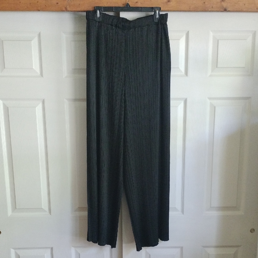 Lafayette 148 New York Black Vertical Crinkle Women's Dress Pants